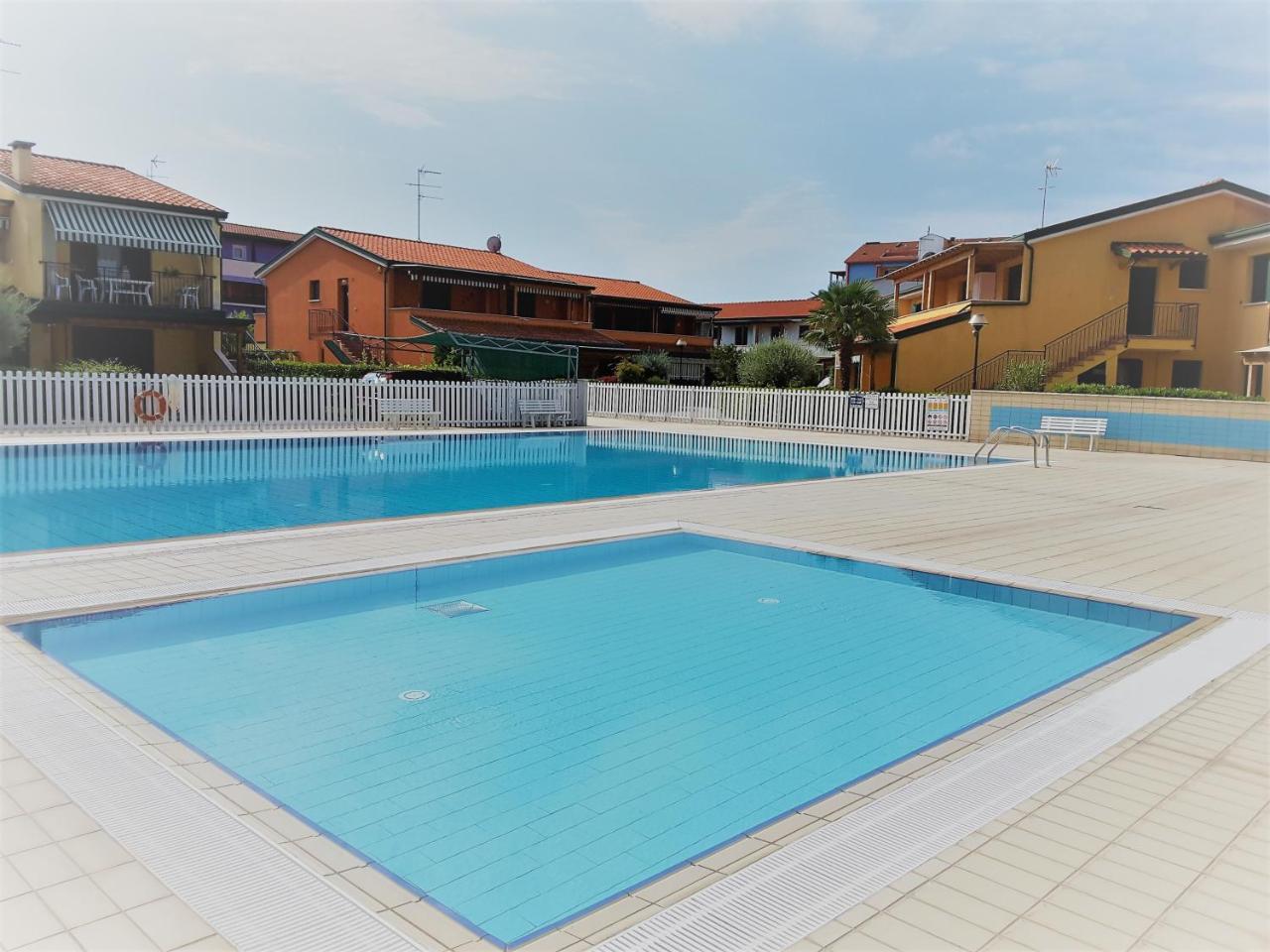 Resort Cristina Apart-Hotel 3 Stelle Caorle Esterno foto